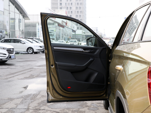 2018Ŀ TSI330 5(q)m {λ܇T