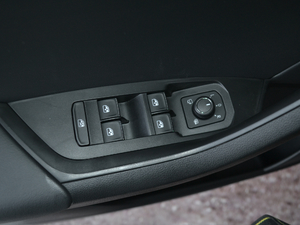 2018TSI380 7Ş {܇ƅ^	