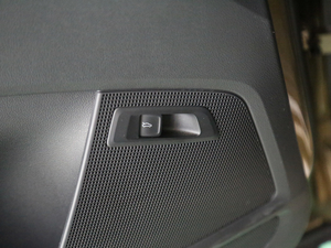 2018Ŀ TSI330 5(q)A g