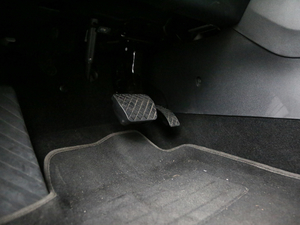 2018Ŀ TSI330 5(q)A g