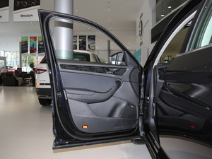 2018Ŀ TSI330 5A {λ܇T