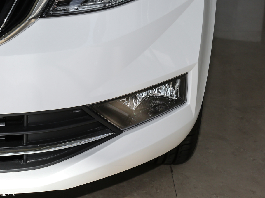 2018꿄 230TSI Ԅ\Ӱ