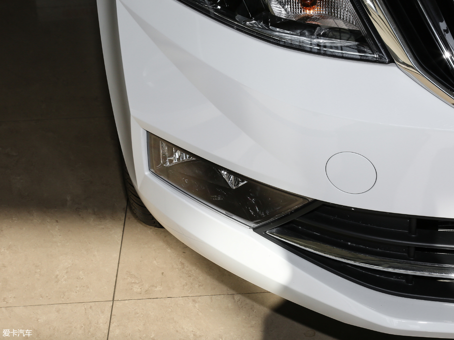 2018꿄 230TSI Ԅ\Ӱ