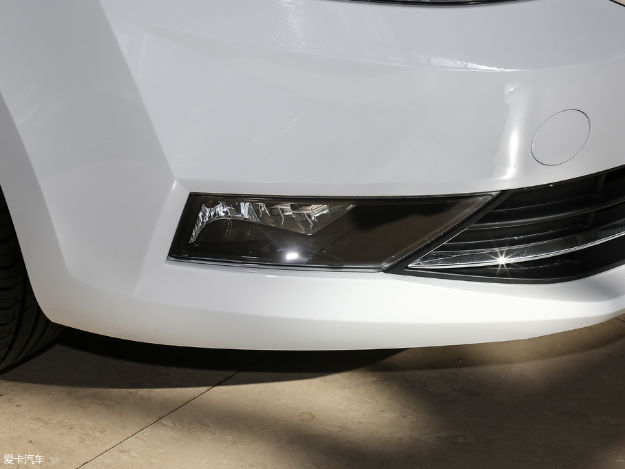 2018꿄 230TSI Ԅ\Ӱ