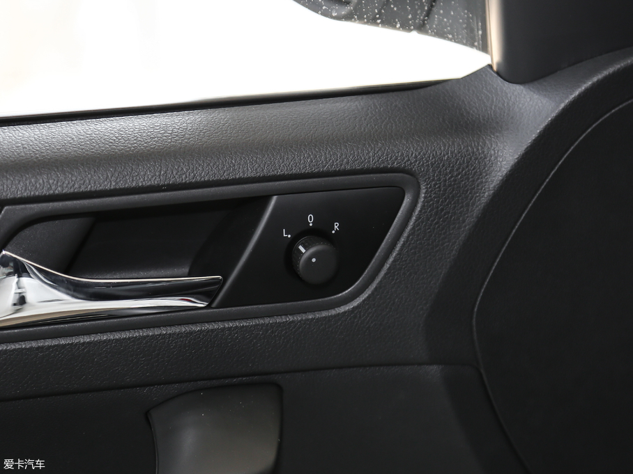 2018꿄 230TSI Ԅ\Ӱ