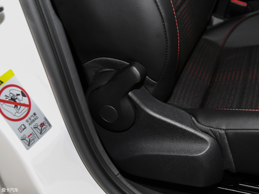 2018꿄 230TSI Ԅ\Ӱ