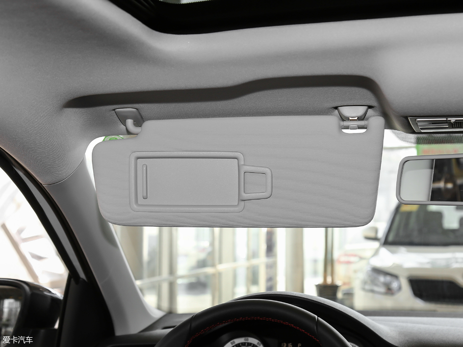 2018꿄 230TSI Ԅ\Ӱ