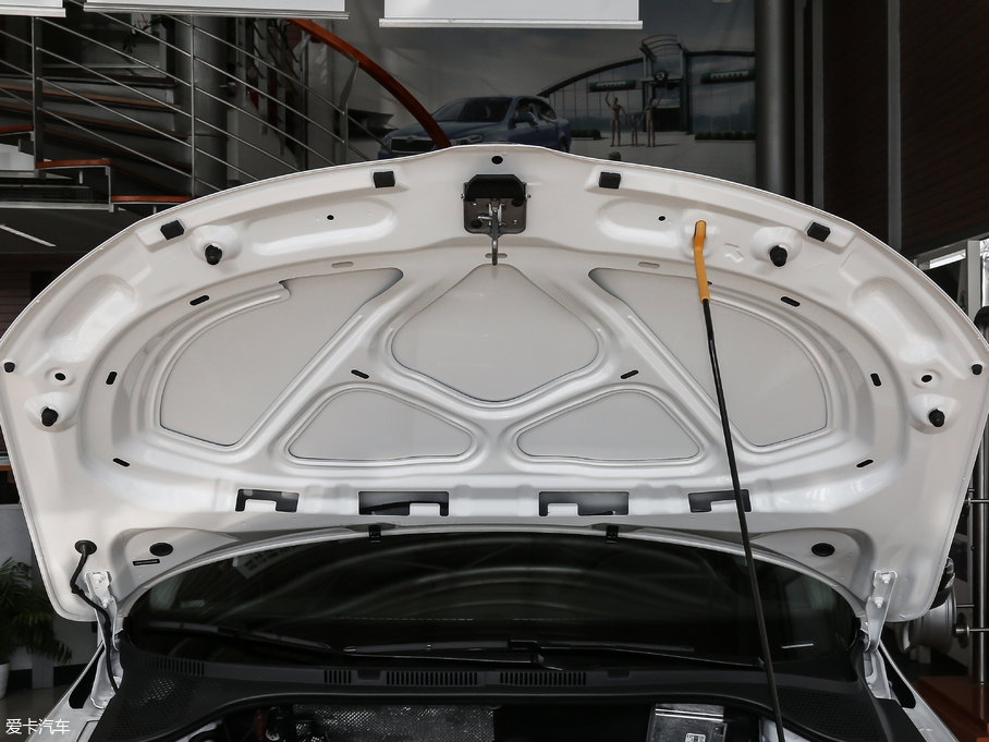 2018꿄 230TSI Ԅ\Ӱ