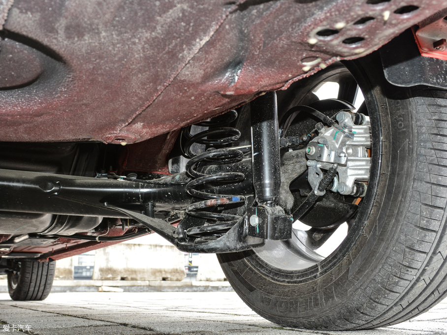 2018꿄 230TSI Ԅ\Ӱ