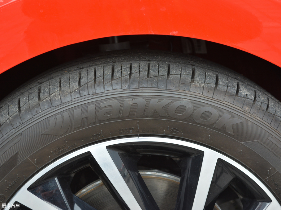 2018꿄 230TSI Ԅ\Ӱ