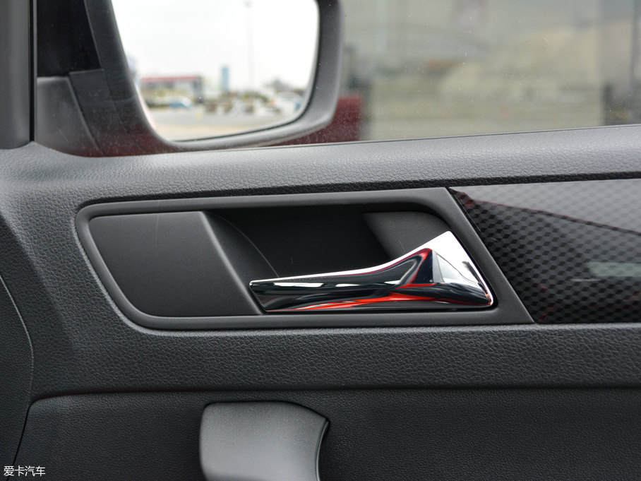 2018꿄 230TSI Ԅ\Ӱ