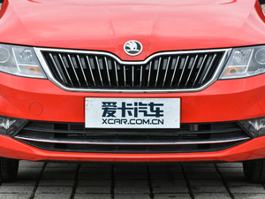2018款230TSI 自动运动版 中网