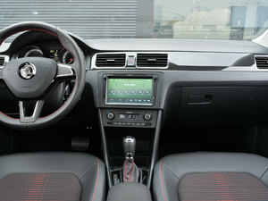 2018款230TSI 自动运动版 中控台