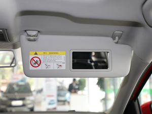 2018款1.6L 自动舒适版 空间座椅