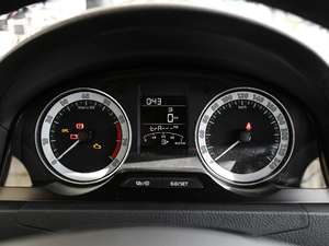 2018款1.6L 手动舒适版 仪表