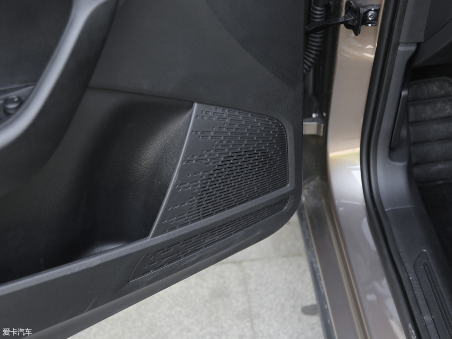 2018׿ 1.5L Ԅ(dng)m (gu)V