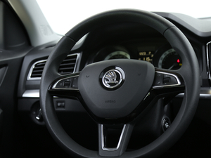 20181.5L Ԅm V п؅^