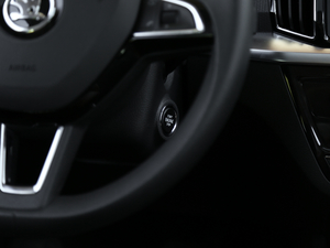 20181.5L Ԅm V п؅^