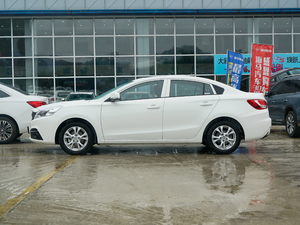 2018款1.6L 自动精英型 正侧（左）