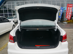 2018款1.6L 自动精英型 行李厢空间