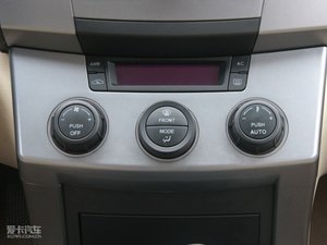 2010款2.0L 手动智能领航版 中控区