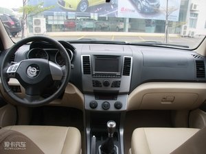 2010款2.0L 手动智能领航版 中控区