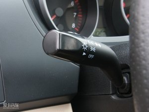 2010款2.0L 手动智能领航版 中控区