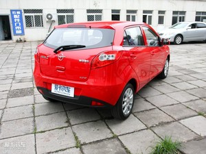 2010款1.3L 豪华版 整体外观