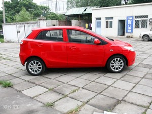2010款1.3L 豪华版 整体外观
