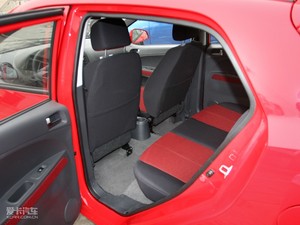 2010款1.3L 豪华版 空间座椅