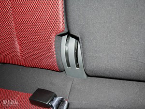 2010款1.3L 豪华版 空间座椅