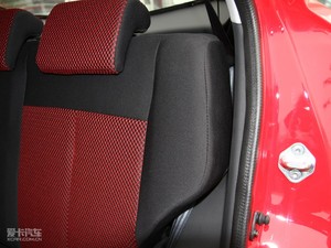 2010款1.3L 豪华版 空间座椅