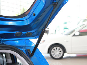 2010款1.5L AMT舒适版 空间座椅