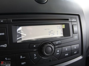 2010款1.5L 豪华版 音响调节