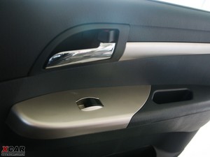 2010款1.8L CVT舒适版 空间座椅