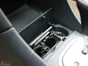 2010款1.8L CVT豪华版 空间座椅