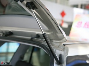 2009款1.6L 手动基本版 空间座椅