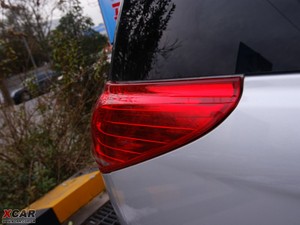 2010款1.8L CVT豪华版 细节外观