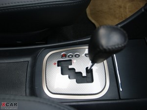 2010款1.8L CVT豪华版 空间座椅