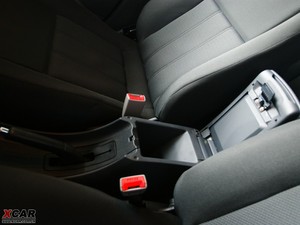 2010款1.8L CVT舒适版 空间座椅