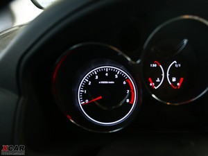 2010款1.8L CVT舒适版 中控区