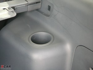 2009款1.6L 手动基本版 空间座椅