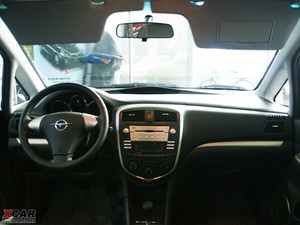2010款1.8L CVT舒适版 中控区