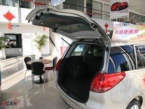 2009款1.6L 手动基本版 空间座椅