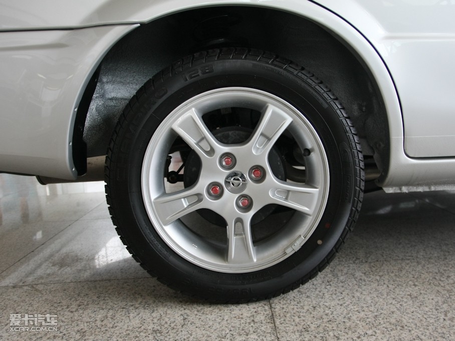 2010����� 1.6L �ք����m��