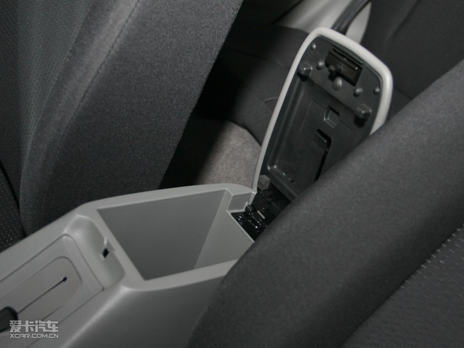 2010����� 1.6L �ք����m��