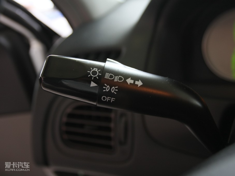 2010����� 1.6L �ք����m��