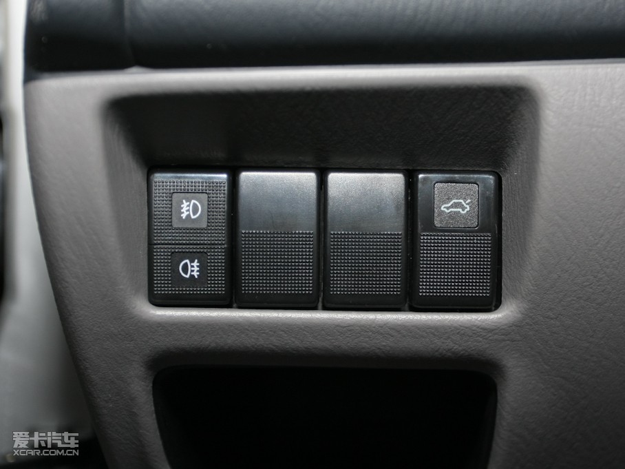 2010����� 1.6L �ք����m��