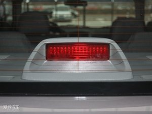 2010款1.6L 手动舒适版 细节外观