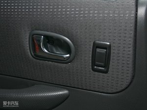 2010款1.6L 手动舒适版 空间座椅